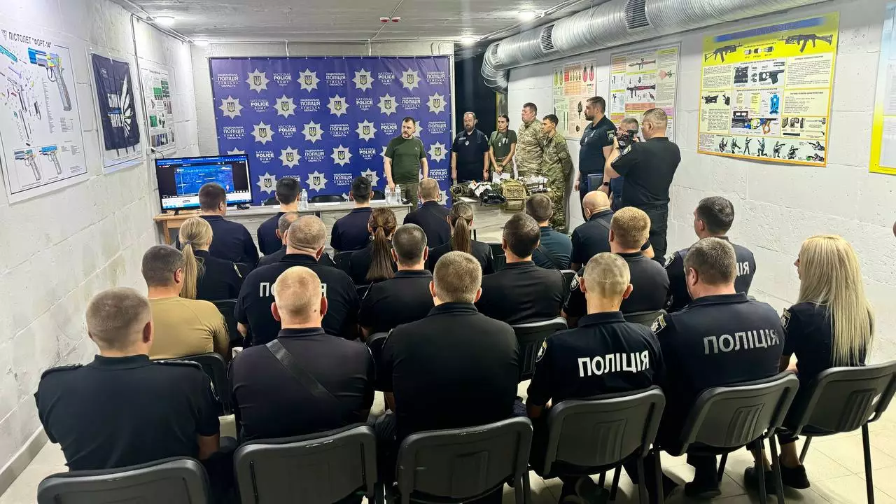 Поліцейські та рятувальники Сумщини проходять тренінг з евакуації